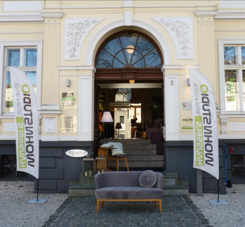 Altes Rathaus Ohligs - Historisches Gebäude